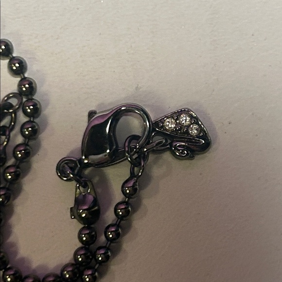 Disney Pirates 🏴‍☠️ of the Caribbean Compass Swarovski Necklace - Picture 6 of 9